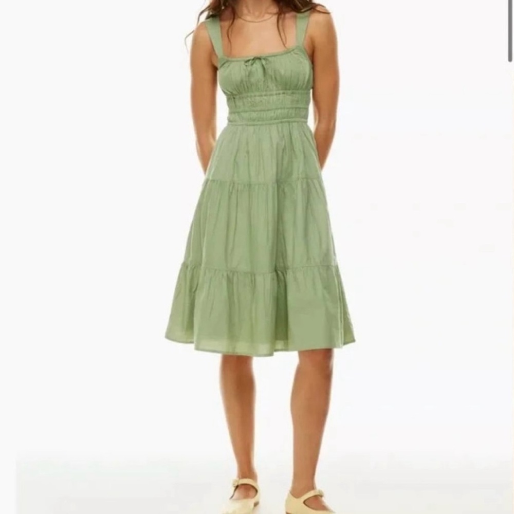 Aritzia Sunday Best Martine Poplin Midi Dress in Sage Frost